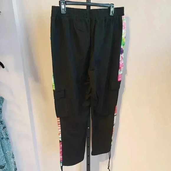 NWT Berek St. Tropez Knit Cargo Pant - Picture 2 of 6